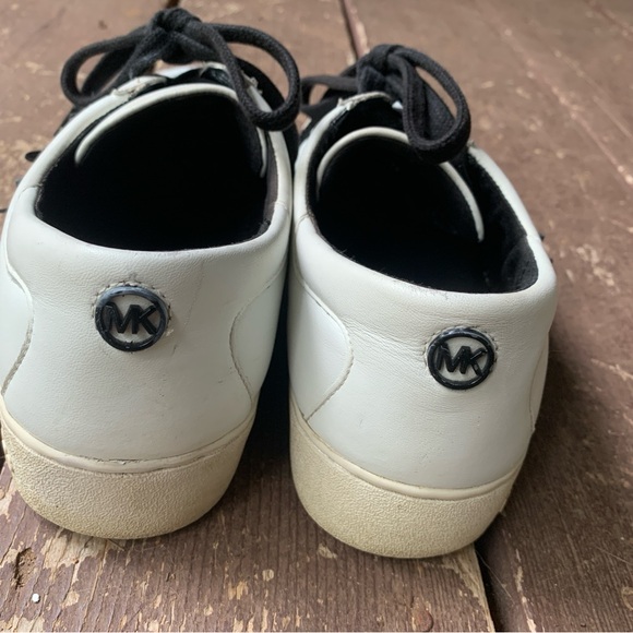 Michael Kors Lola Womens Black and White Casual Sneaker Size 8 - Picture 4 of 11